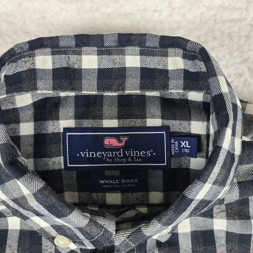 Vineyard‎ Vines Whale Shirt Boys XL (18) Black Gray Plaid Dress Button Down